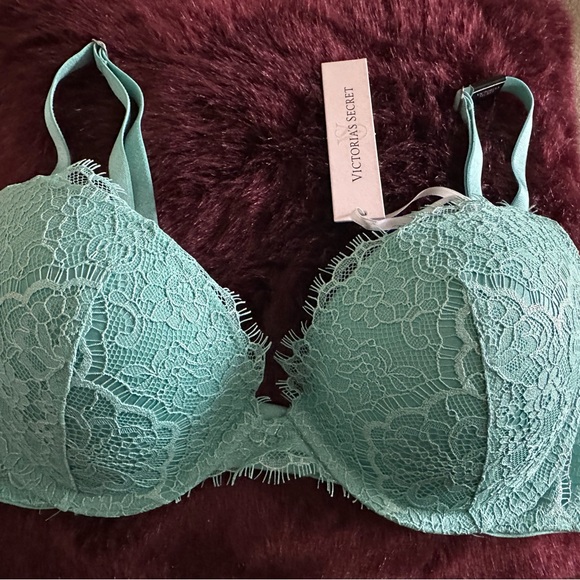 Victoria's Secret Other - Victoria's Secret Dream Angels Push-Up Aqua Lace Bra 34C